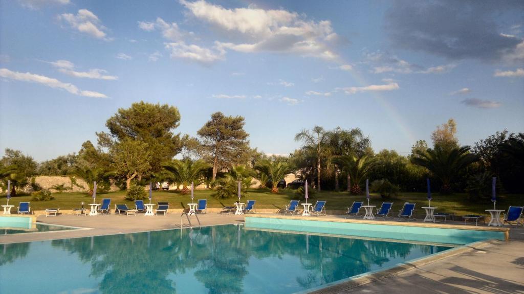 Hotel Masseria Grande Torre dell'Orso Exterior foto