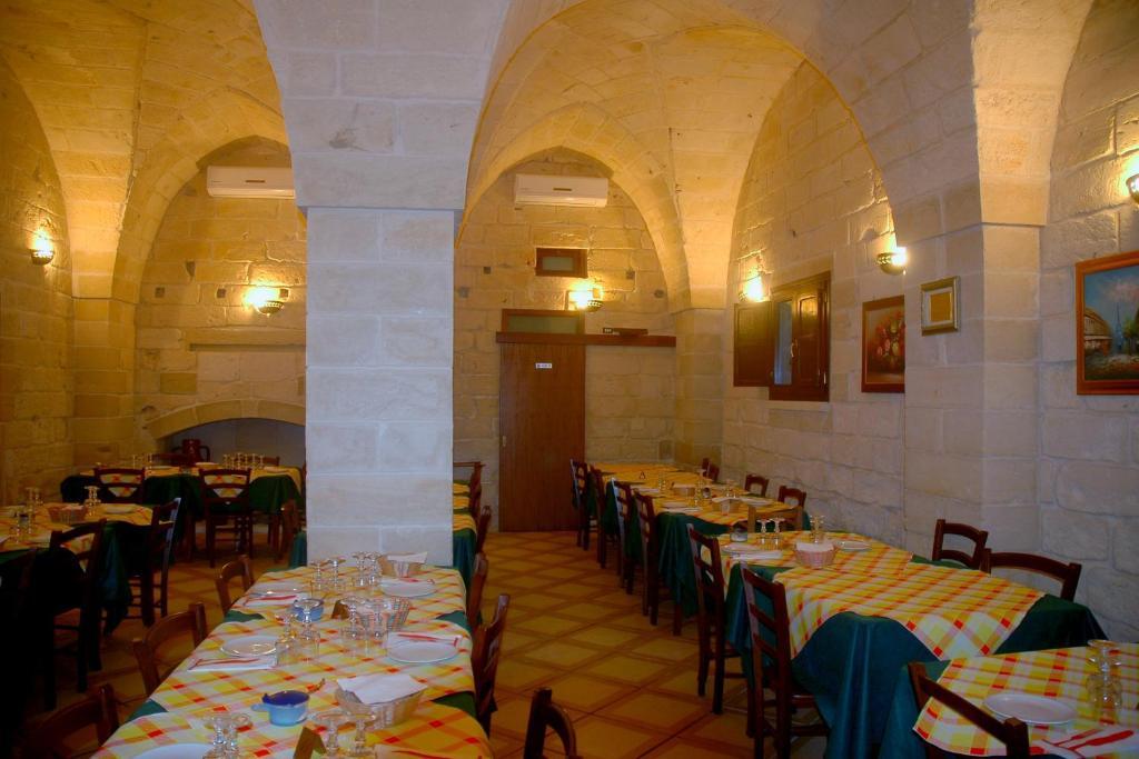 Hotel Masseria Grande Torre dell'Orso Exterior foto